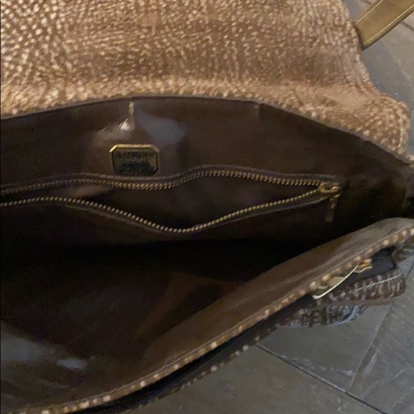 Silvano Biagini Suede Shoulder Bag - Picture 8 of 9